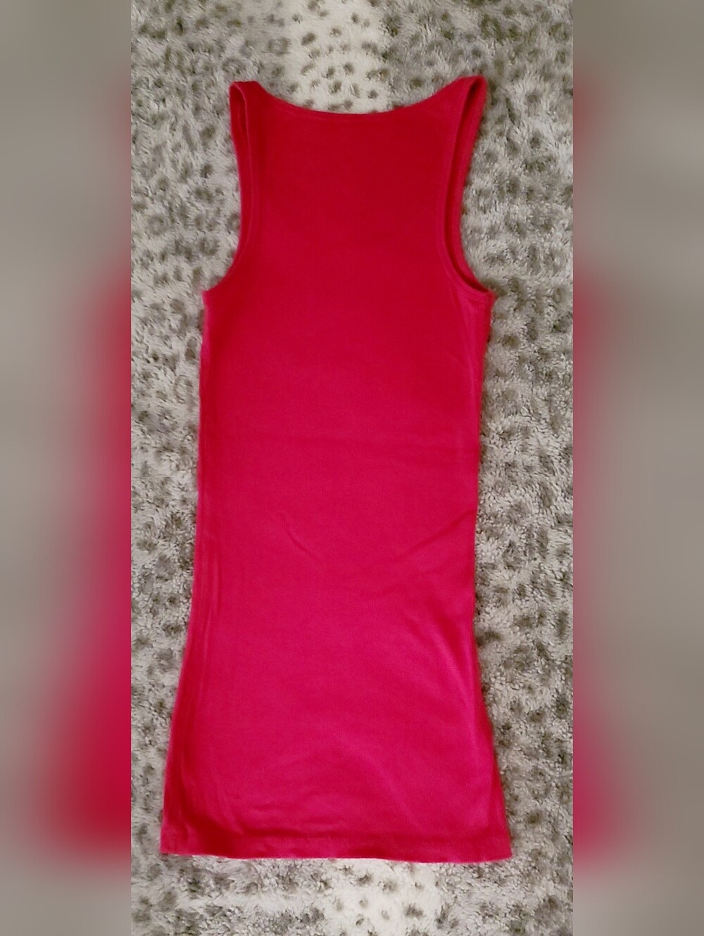 Victoria's Secret Supermodel Essentials Hot Pink Bling Heart Tank NWOT - Picture 3 of 6